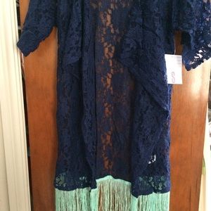 Gorgeous 🦄 Lularoe monroe Lace fringe small